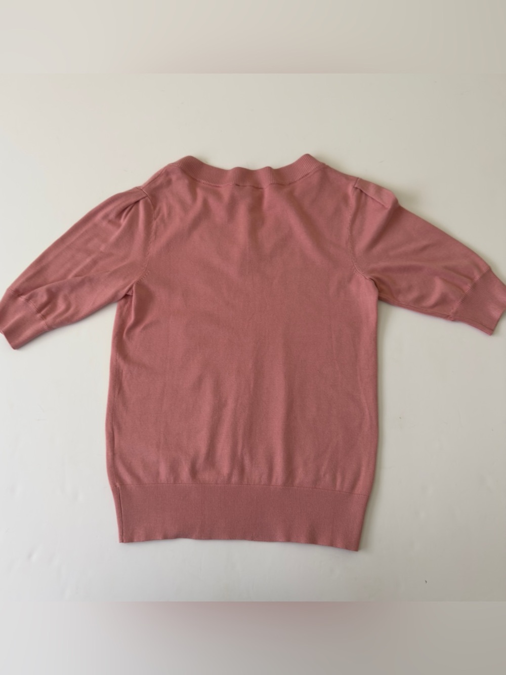 DKNY Women’s Size XS Pink V Neck Half Sleeve Puff Sleeve Pullover Sweater NWT - Picture 6 of 7